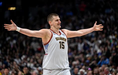 Nikola Jokic’s Game 5 triple-double ousts T-Wolves as Nuggets advance to second round